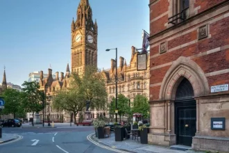 Travel to manchester