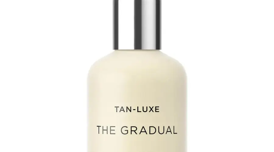 Tan-Luxe The Gradual Illuminating Tanning Lotion | Thewebhunting