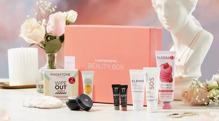 Types of LOOKFANTASTIC beauty boxes available to subscribers 