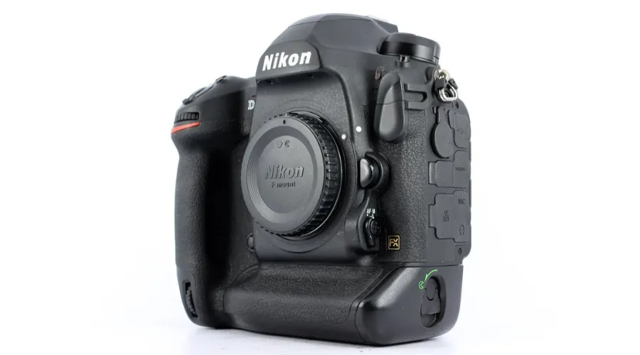 DSLR Camera Nikon D6 | Thewebhunting