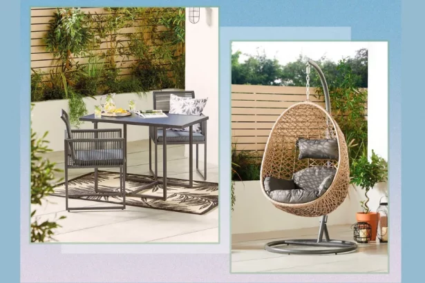 outdoor bistro set