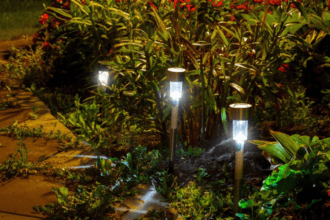 solar garden lights